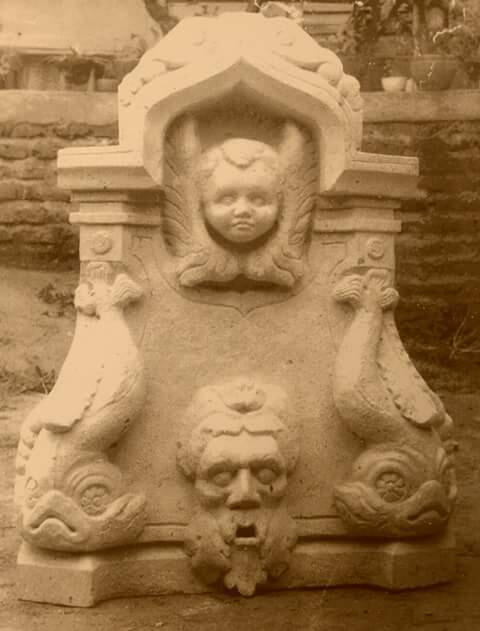 Fuente de agua en piedra